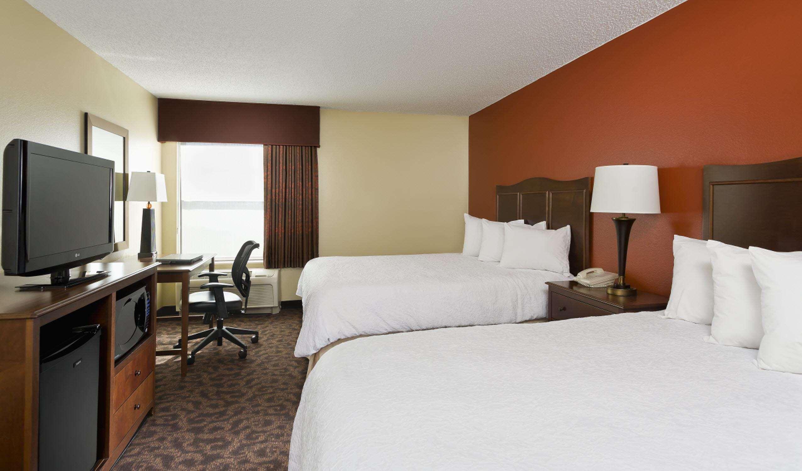 Hampton Inn Сан Анджело Экстерьер фото