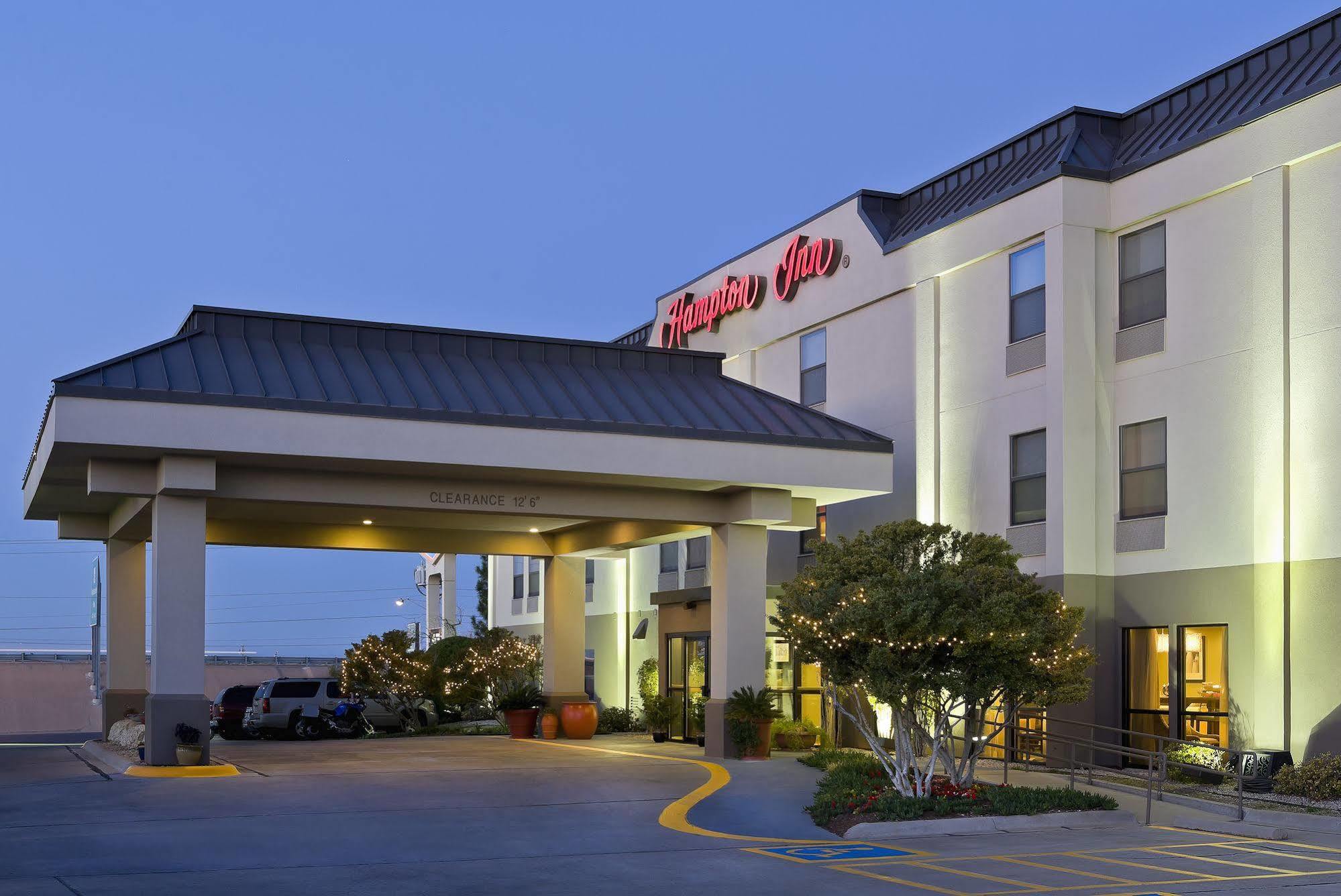 Hampton Inn Сан Анджело Экстерьер фото